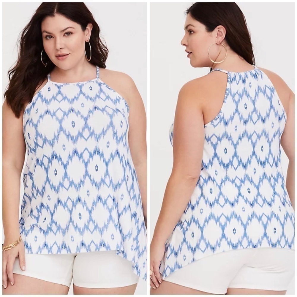 TORRID super soft knits white and blue ikat tank.